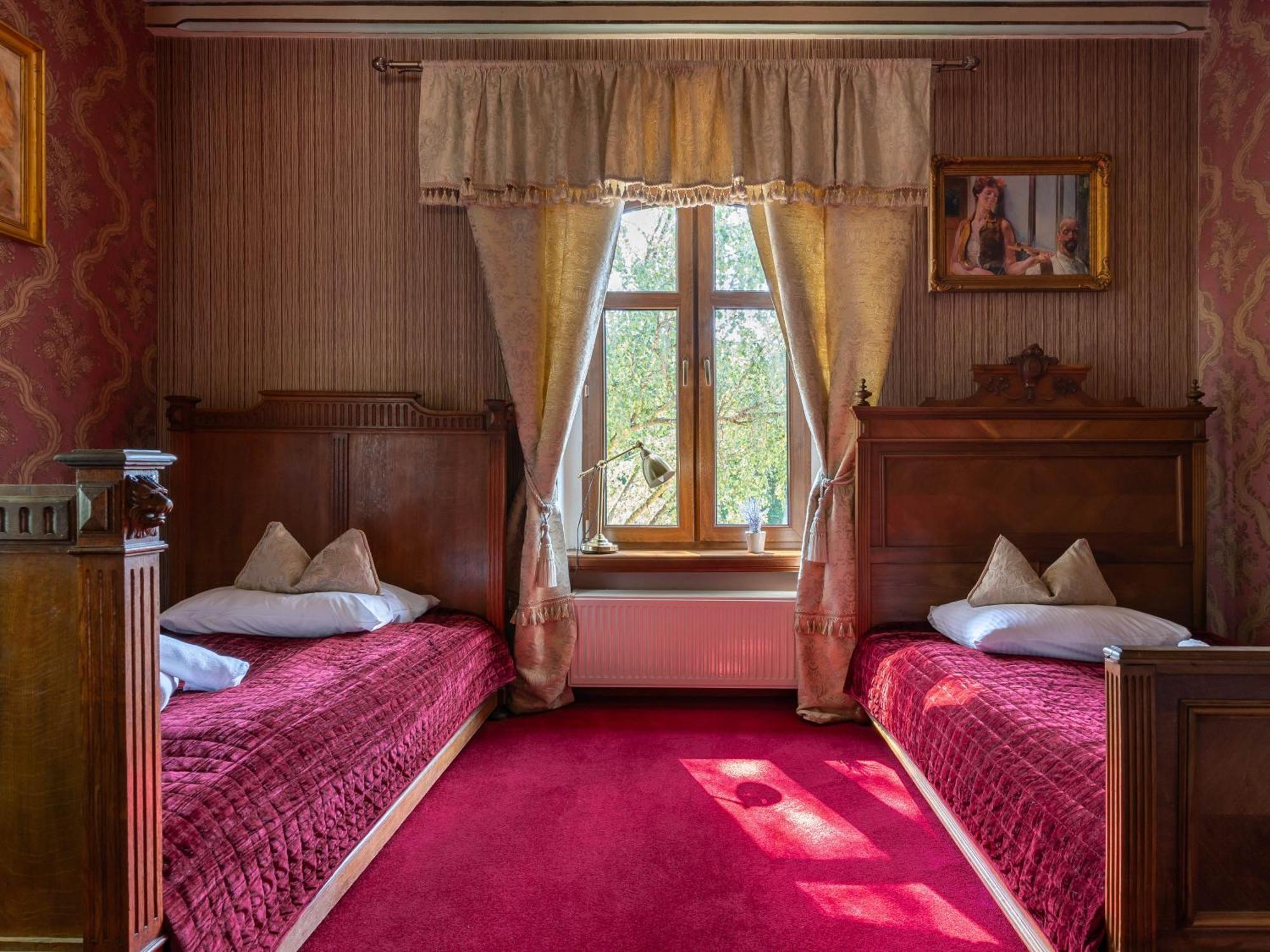 Dwor Mysinek Appartement Grabowiec  Buitenkant foto